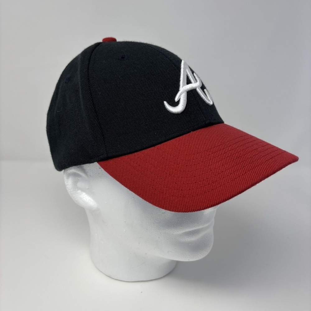 MLB Atlanta Braves Nike Adjustable Hook‎ & Loop Hat Ball Cap Great Condition